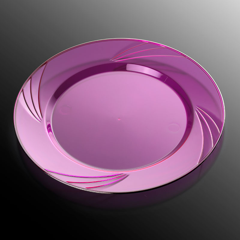Why Are Plastic Plates a Popular Choice for Dining and Events?