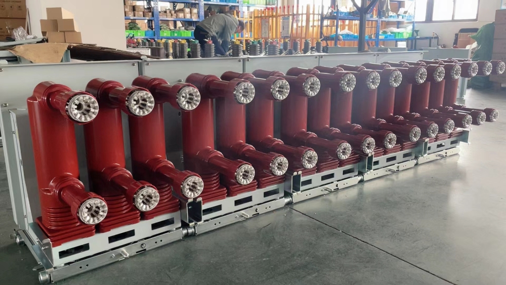 Indoor Circuit Breaker ODM Solutions: Ensuring Safety and Reliability in Modern Electrical Systems