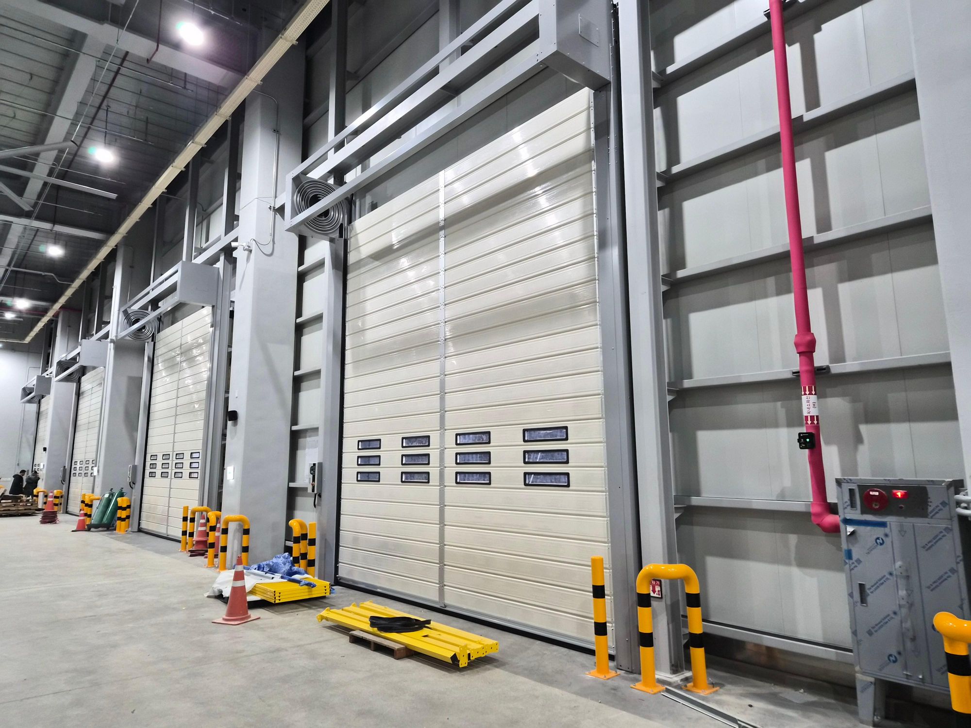 Top High Speed Door Solutions: Boost Efficiency and Safety in Your Facility